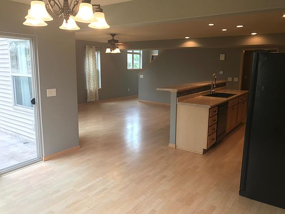 4th image of 1180 Nolan Ct