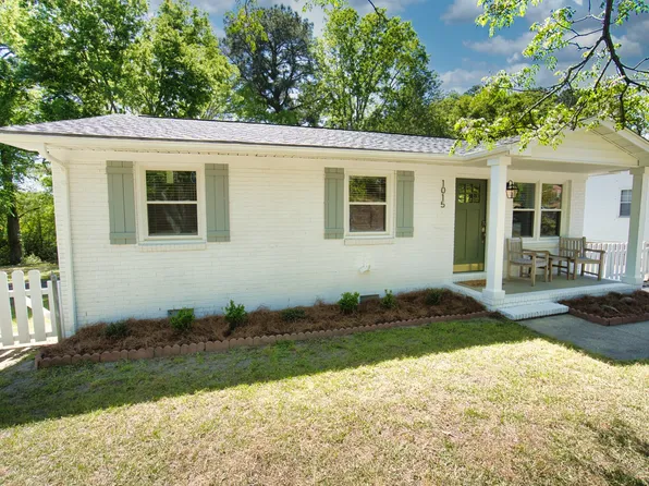 1015 Augusta Dr, Fayetteville, NC 28305