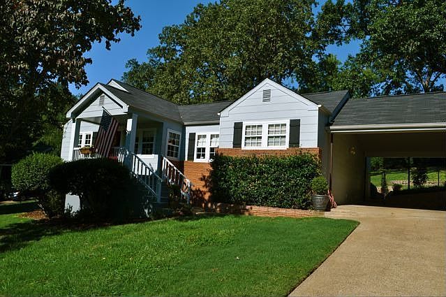 1st image of 3941 Fairfax Dr