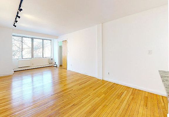 5th image of 67-39 Clyde St #2L