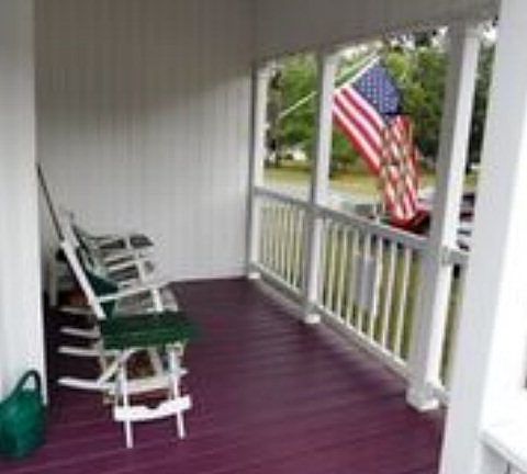 3rd image of 31 Petrie Ln
