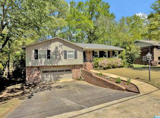 2225 Myrtlewood Dr, Birmingham, AL 35216