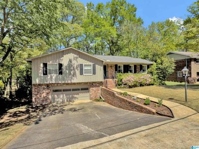 2225 Myrtlewood Dr, Vestavia Hills, AL, 35216