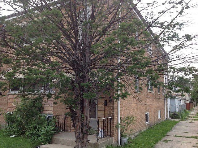 1st image of 2058 N Narragansett Ave