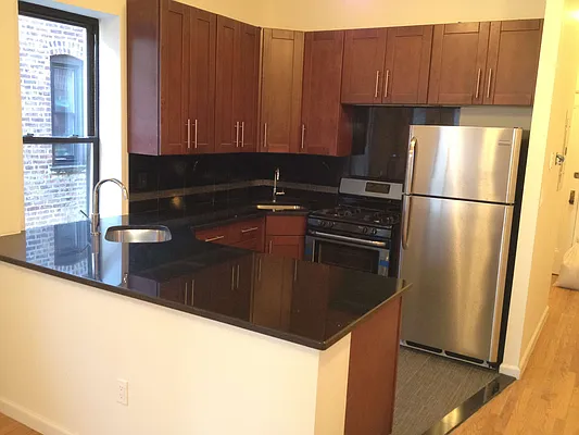 Rented by Mdays Realty | media 15