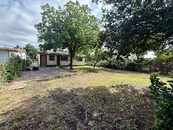 2nd image of 846 Brighton