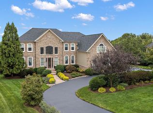 6 Mount Aire Farm Rd, Glen Mills, PA 19342