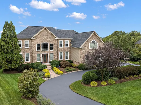 6 Mount Aire Farm Rd, Glen Mills, PA 19342