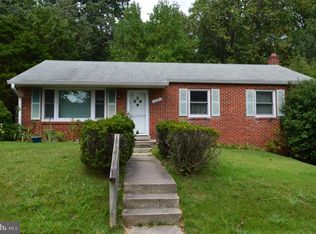4205 Oxford Dr, Suitland, MD 20746