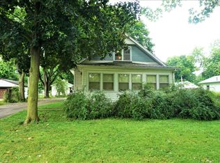 207 Brady Ln, Urbana, IL