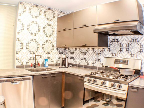 5th image of 1427 E Susquehanna Ave #2