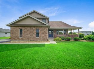 1402 Argyle Ln N, Bourbonnais, IL 60914