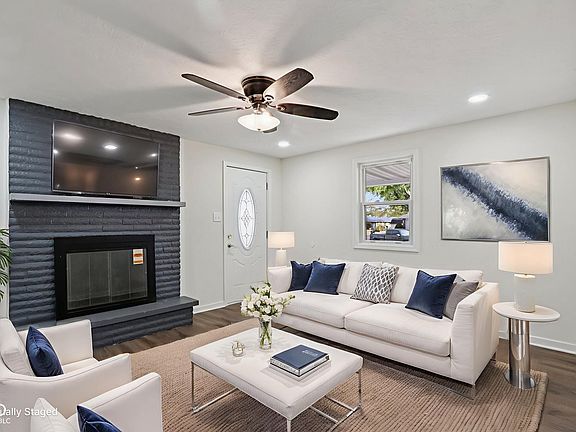 3rd image of 4127 Greenfield Dr
