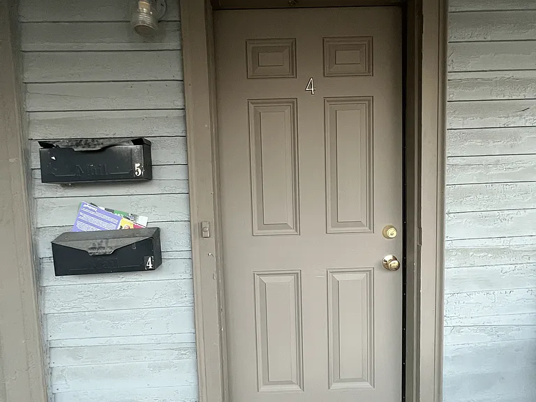 119 N Hamilton St #4 — Photo 9