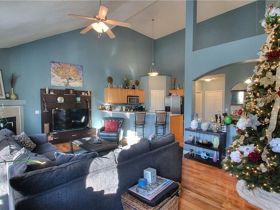 5th image of 7028 Easton Way W #28