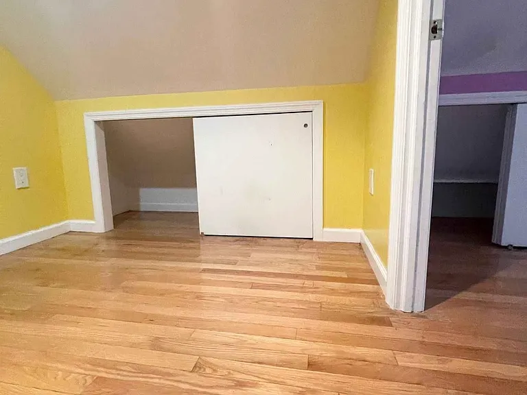 98 Canarsie Rd #1 — Photo 11