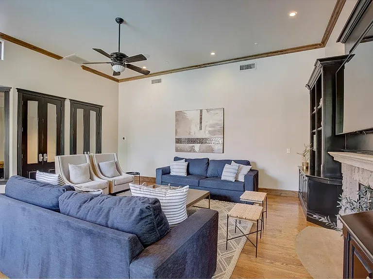 6346 E Mountain View Rd — Photo 57