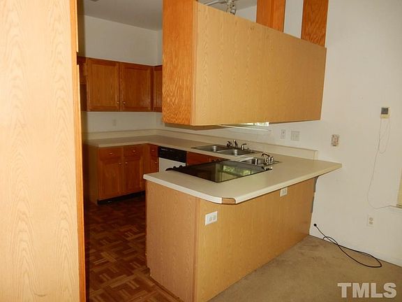 4th image of 3113 Trinness Dr