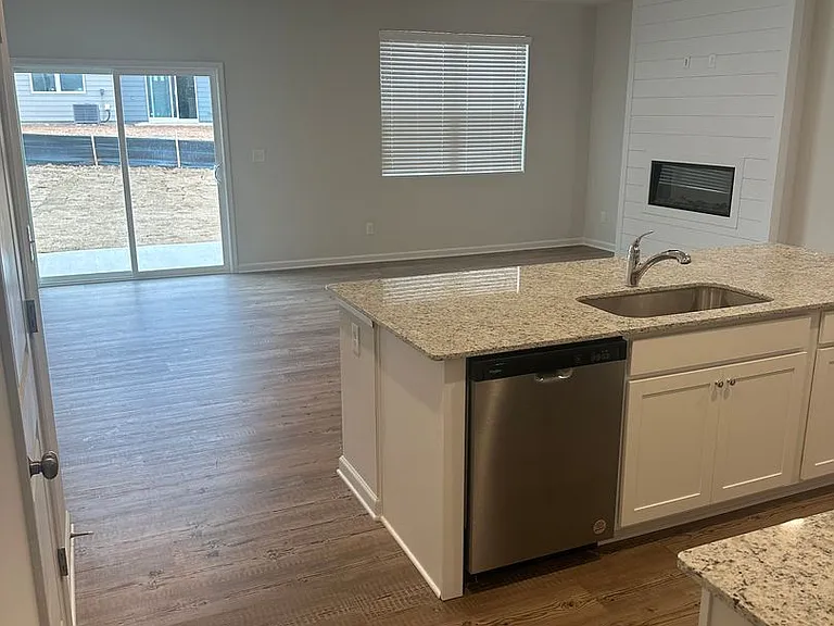 5344 Melbourne Ln — Photo 7