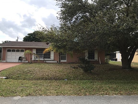 2nd image of 250 SE Verada Ave