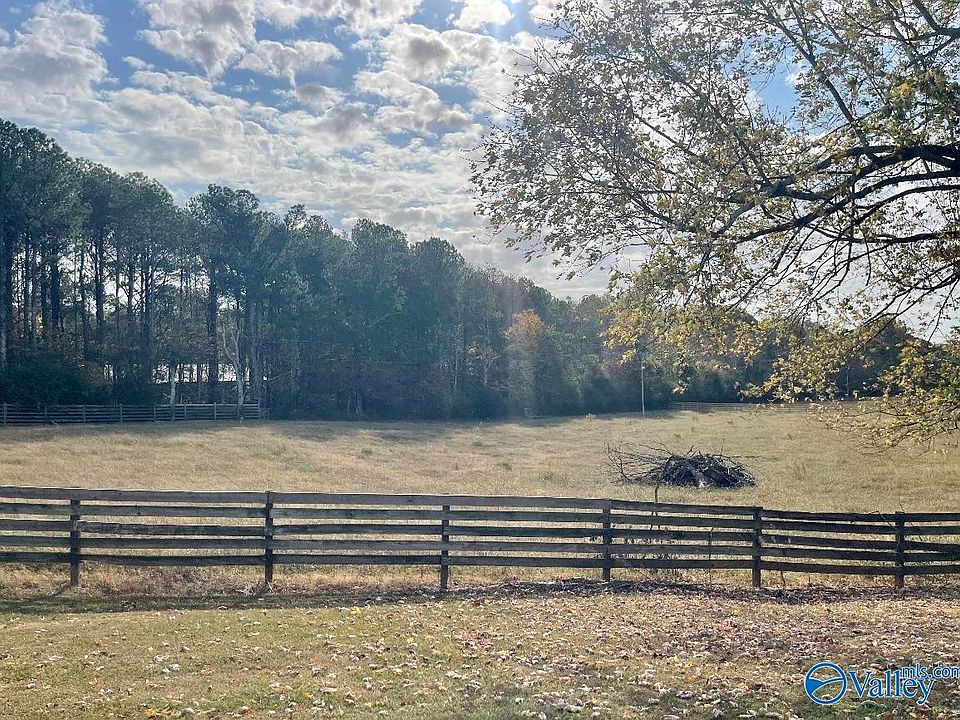 2nd image of 444 Scenic Bluff Dr