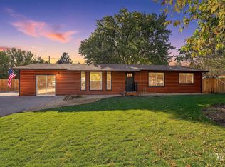 2403 Mountain View Dr, Emmett, ID 83617