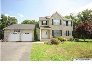 23 Rutgers Dr, Howell, NJ 07731