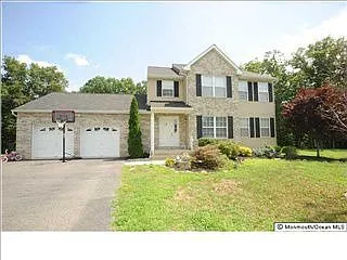 23 Rutgers Dr photo 1