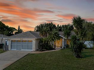 529 SE Fallon Dr, Port Saint Lucie, FL 34983