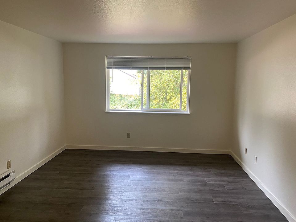 A417 North Creek Townhomes 515 112th St SE Everett WA Zillow