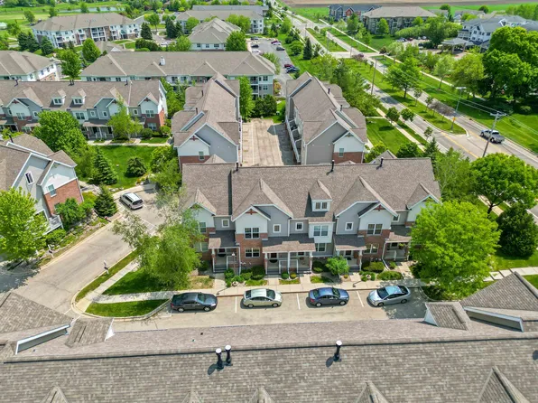705 Cricket Ln Unit 4, Madison, WI 53562
