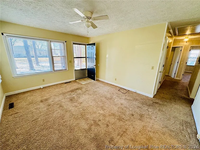 803 Floyd St — Photo 9
