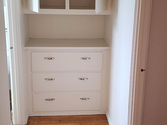 3rd image of 712 Cedar St APT 14