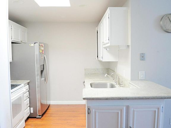 3rd image of 4295 Via Arbolada Unit 303