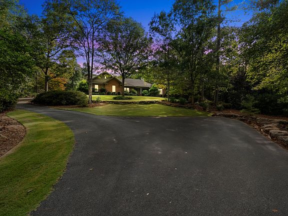 5th image of 52 Creekwood Ct