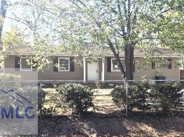 649 Eagan Rd, Hinesville, GA 31313