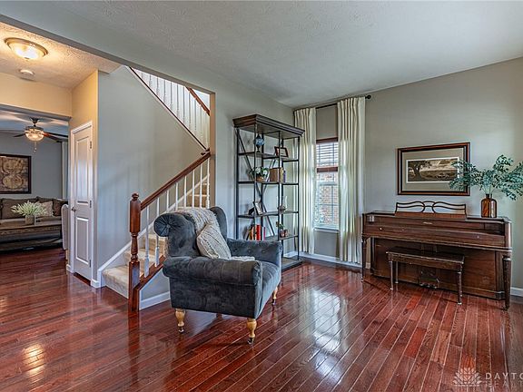 5th image of 1605 Cedar Creek Dr