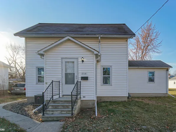 314 H Ave, Grundy Center, IA 50638