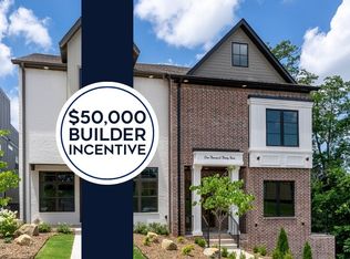 1039 NW A St, Bentonville, AR 72712