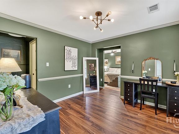 5th image of 23 E Deerwood Road