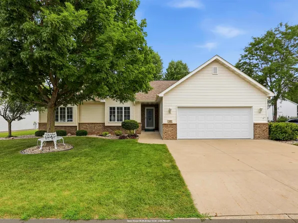 89 Penbrook Cir, Appleton, WI 54913