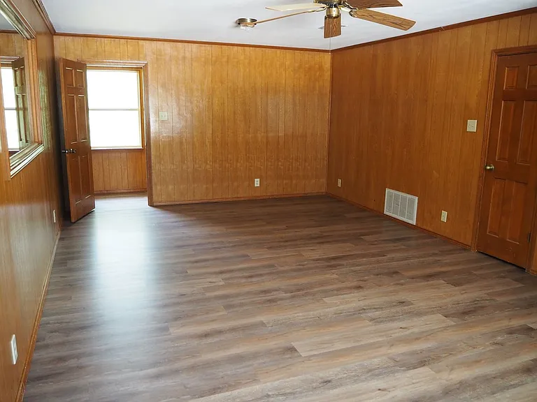 7118 FM 2931 — Photo 22