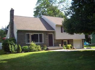 21 Maplewood Dr, Charlton, NY 12019