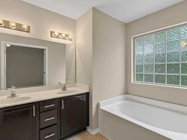 166 Hemisphere Cir — Photo 18