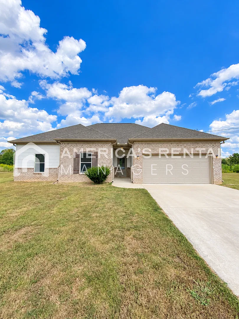 Home for Rent in Jasper, AL... Available to View Now — Photo 3