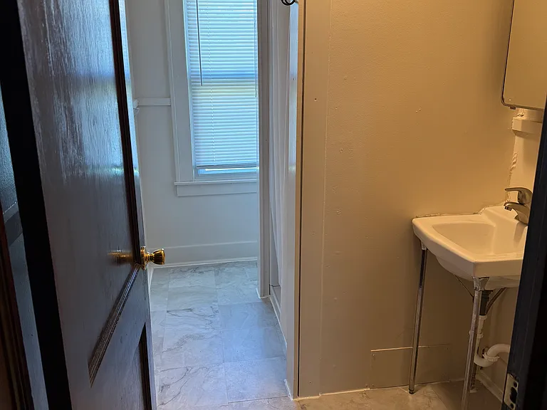 1410 State St #1410 — Photo 6