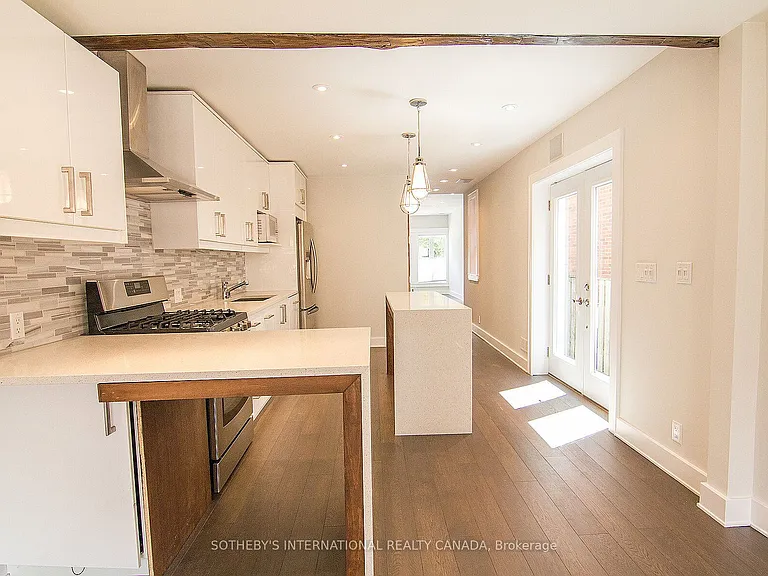 900 Manning Ave #MAIN — Photo 9
