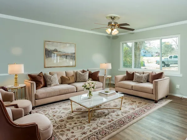 1311 Plateau Dr, Gardendale, AL 35071