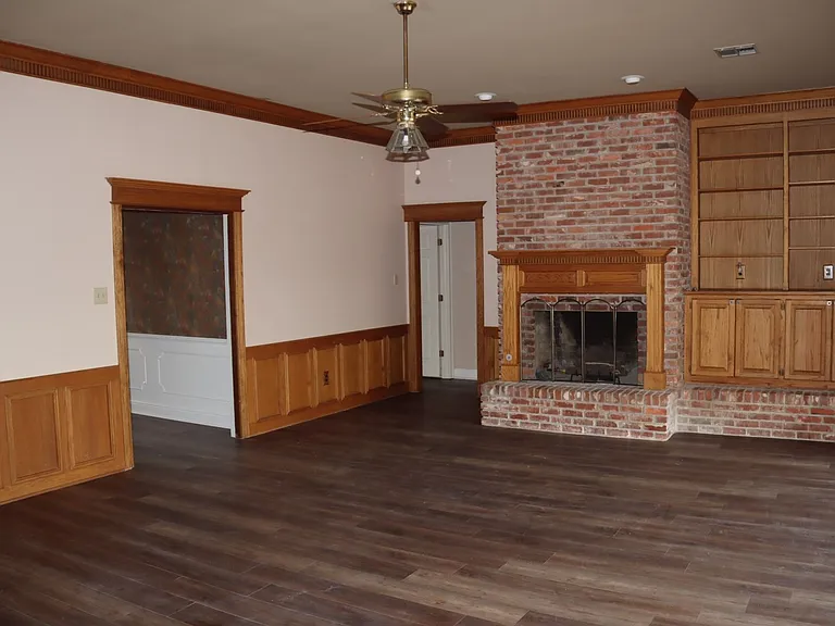 428 Tealwood Dr — Photo 5
