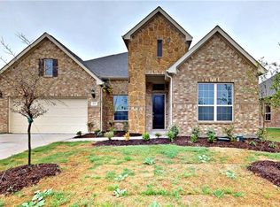 421 Rockaway Dr, Midlothian, TX 76065